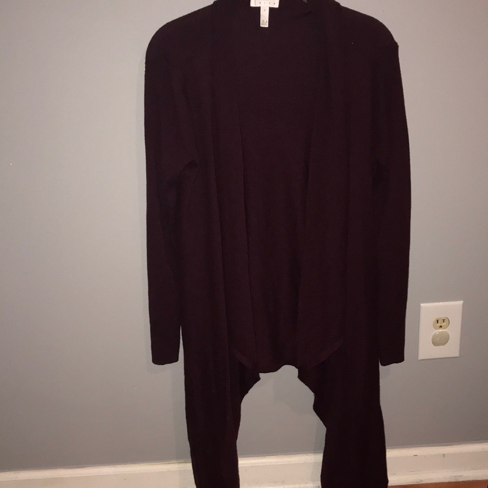 Super cute burgundy cardigan!